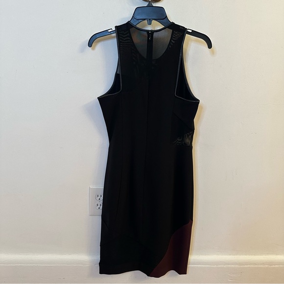 Yigal Azrouel Black Burgundy Stretch Knit Mesh Patch Detail Mid Dress, Size 8 - Picture 9 of 13